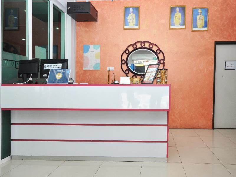 โอโย 886 Ada โฮเต็ล แอนด์ อพาร์ตเมนต์ Hotel กัวลาตรังกานู ภายนอก รูปภาพ
